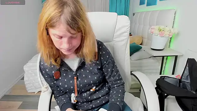 Snapshot of Kathlyn__Heath chatting on November 2025 07:16:01 PM Kathlyn Heath online show from November 2025 07:16:01 PM