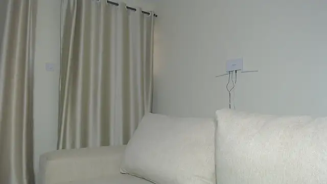 NIKKIE LOVE online show from September 2025 09:58:02 AM