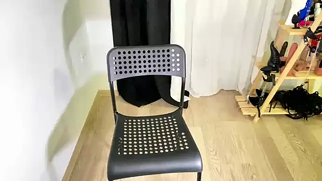 Nisha2708 online show from February 2025 06:00:02 PM