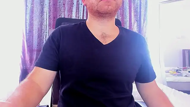 Snapshot of michacosio chatting on January 2025 07:21:01 PM michacosio online show from January 2025 07:21:01 PM