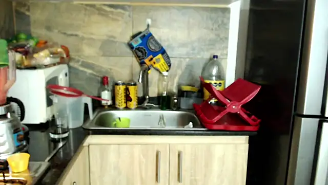 michacosio online show from November 2025 12:44:01 AM