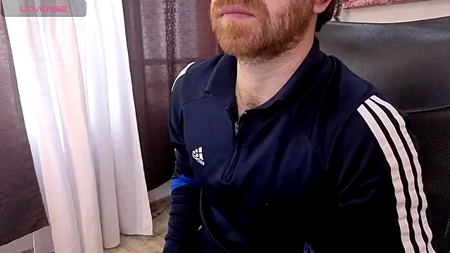 michacosio online show from November 2025 02:06:02 PM