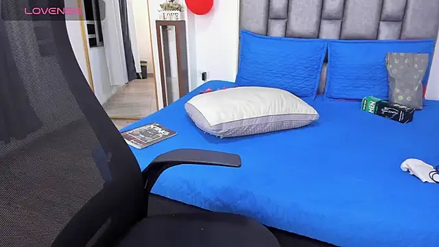 michacosio online show from February 2026 02:43:01 AM