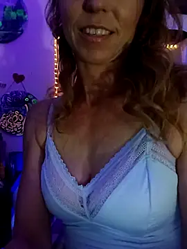 cammyquart online show from November 2025 02:55:02 AM