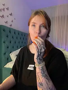 Snapshot of _Chlo__e chatting on March 2025 11:27:02 PM Chlo e online show from March 2025 11:27:02 PM