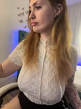 Snapshot of _Chlo__e chatting on September 2025 10:17:02 AM Chlo e online show from September 2025 10:17:02 AM