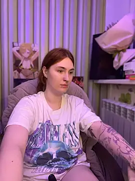  Chlo  e online show from November 2025 01:00:02 AM