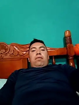 Diego leon27 online show from December 2024 07:01:01 PM