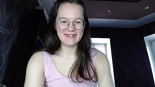 MiriamOr online show from March 2025 11:01:02 AM