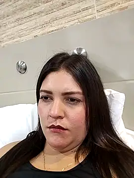 Mia Hampton online show from September 2025 08:45:02 PM