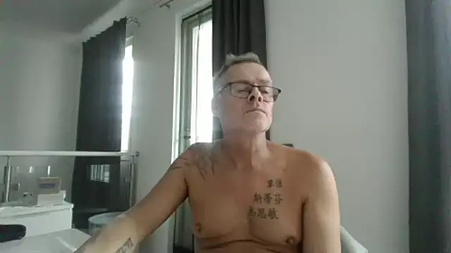 DarrenSullivanSlut online show from March 2025 09:32:02 AM