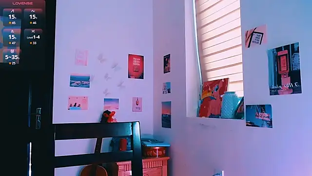 Cosmo Riri online show from March 2026 06:14:01 AM