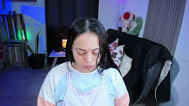 Cuttiealice online show from January 2025 12:20:01 PM