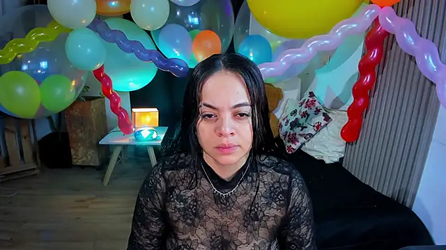 Cuttiealice online show from January 2025 12:15:02 PM