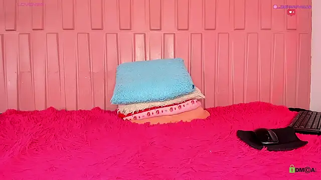 Snapshot of Briana_Wells_ chatting on December 2024 05:54:02 PM Briana Wells online show from December 2024 05:54:02 PM