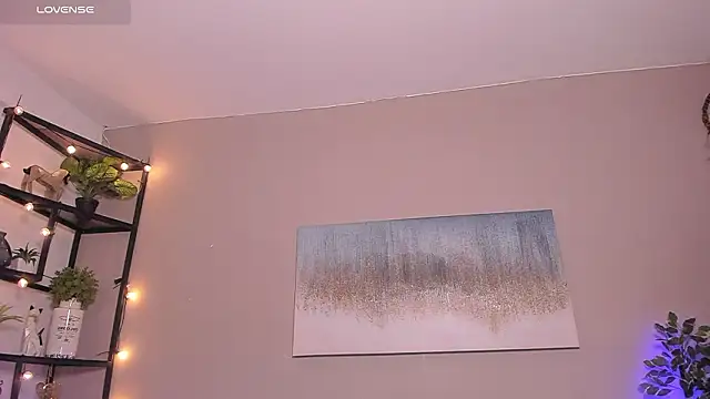 Briana Wells  online show from February 2026 12:45:02 PM