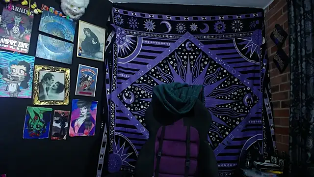 Yourmadame P online show from January 2026 01:44:02 AM