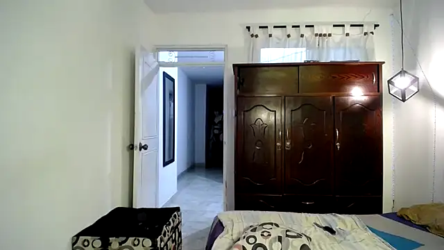 Snapshot of ivonne__hott1 chatting on February 2025 11:22:01 PM ivonne hott1 online show from February 2025 11:22:01 PM
