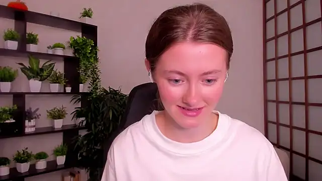 KateCuddle online show from September 2025 02:59:02 AM