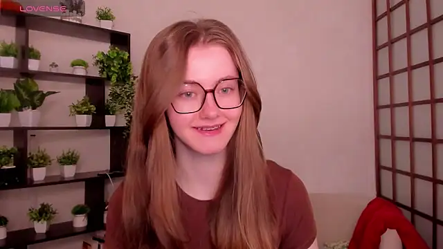 KateCuddle online show from May 2026 02:18:01 AM