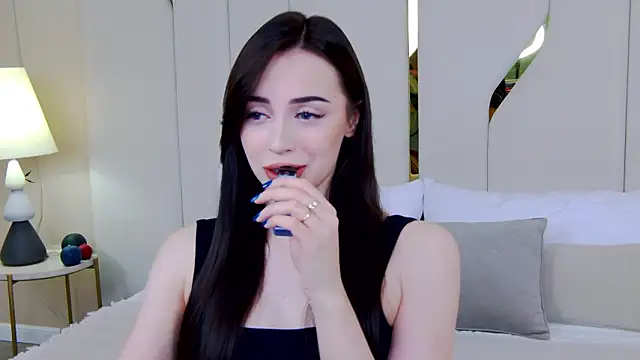 Betty Bridge online show from March 2026 02:28:02 AM