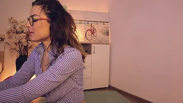 Misslullu online show from January 2025 07:57:01 AM