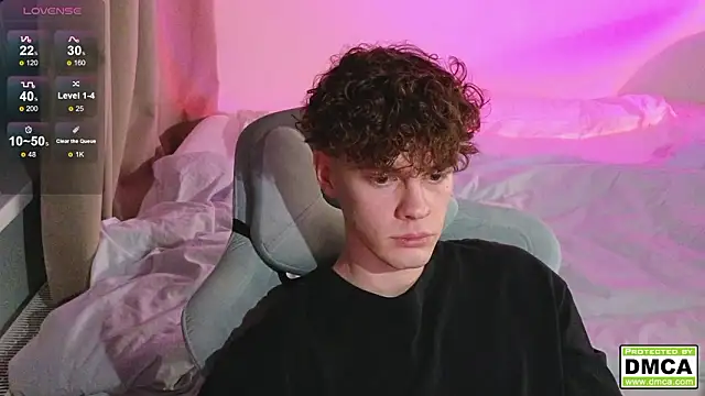 cute thomas online show from March 2026 07:30:01 PM