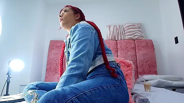 celeste sea online show from November 2025 07:12:01 PM