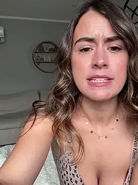 Wetbabygirlxo online show from October 2025 02:42:02 PM