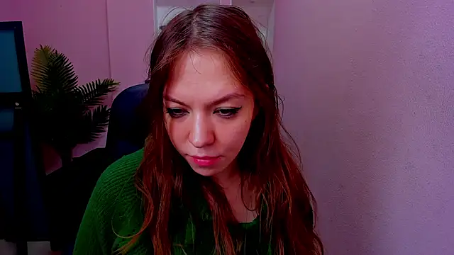 Persephoni online show from December 2025 08:48:02 PM