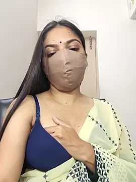 Snapshot of _desigori chatting on February 2026 03:26:01 AM desigori online show from February 2026 03:26:01 AM