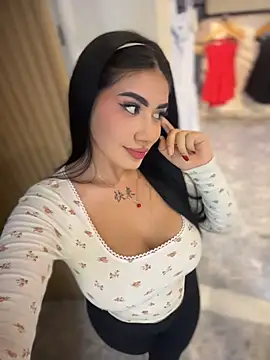 clarachanelricek online show from November 2025 08:30:02 PM