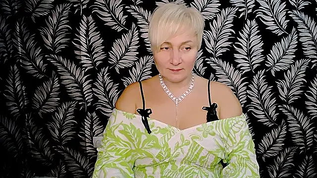 Snapshot of Olivia_playful chatting on December 2024 05:01:01 PM Olivia playful online show from December 2024 05:01:01 PM