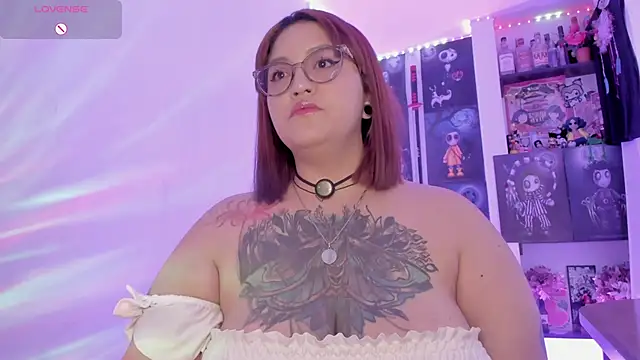  Ali Brinck  online show from February 2026 02:48:01 PM