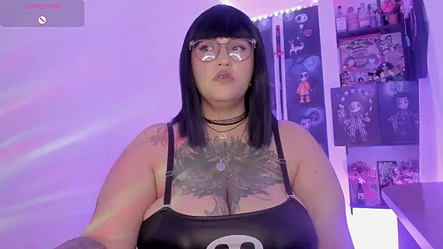  Ali Brinck  online show from February 2026 02:03:02 PM