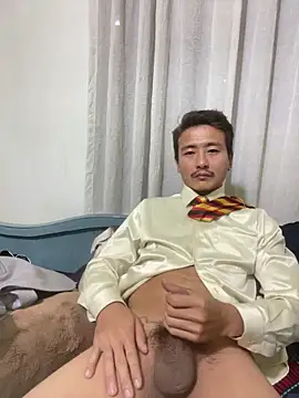 Satinshirt1992 online show from December 2025 03:50:02 PM