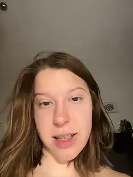 kimczii online show from December 2024 10:32:01 AM
