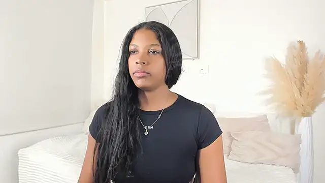 ZOEGARNER01 online show from April 2026 07:40:02 PM