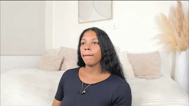 ZOEGARNER01 online show from April 2026 09:39:33 PM