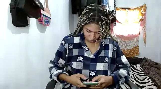 angelamarie1 online show from February 2025 12:59:01 PM