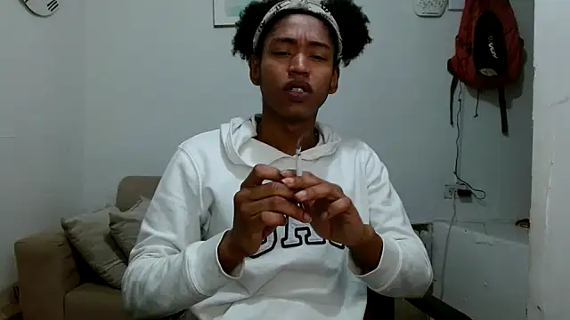 angelamarie1 online show from February 2026 01:45:04 AM