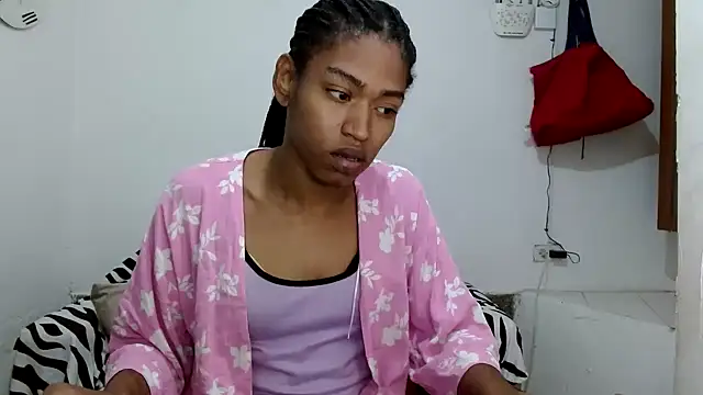 angelamarie1 online show from April 2026 01:03:01 PM