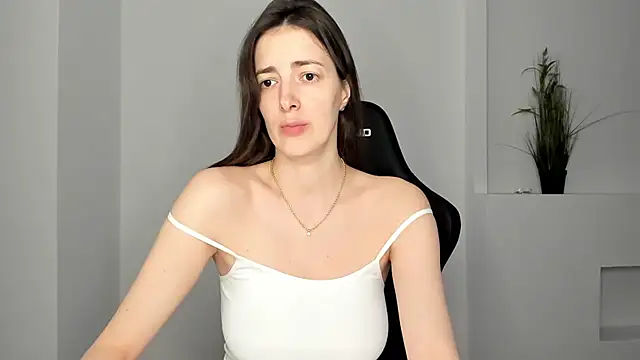 Snapshot of Sabrina_Mur chatting on December 2024 02:11:01 PM Sabrina Mur online show from December 2024 02:11:01 PM