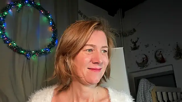 Snapshot of Lola_Belgium chatting on December 2024 06:41:01 PM Lola Belgium online show from December 2024 06:41:01 PM