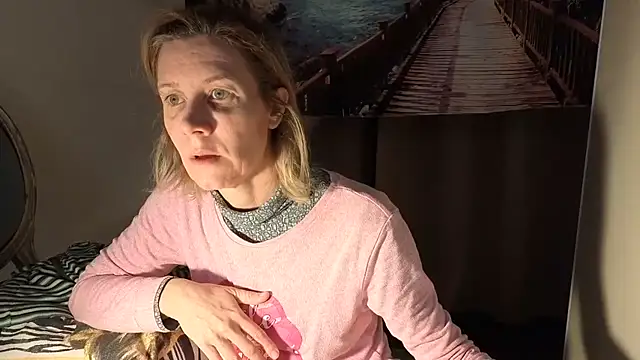 Lola Belgium online show from April 2026 05:34:01 AM