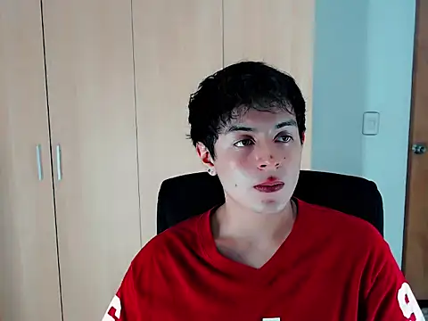 Snapshot of ZHALEM chatting on November 2025 01:22:02 AM ZHALEM online show from November 2025 01:22:02 AM