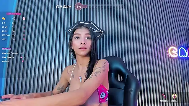 LauraAristizabal online show from December 2024 04:26:01 PM