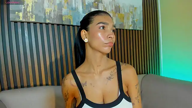 LauraAristizabal online show from March 2026 12:43:02 PM