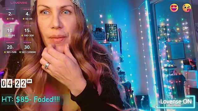 EmmaIsHere online show from December 2024 11:21:01 PM