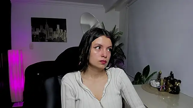 Meghan320 online show from October 2025 11:33:02 AM